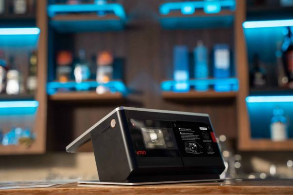 XL-ent POS Medium, petite de taille mais performante de capacité pour gérer tous type de business.